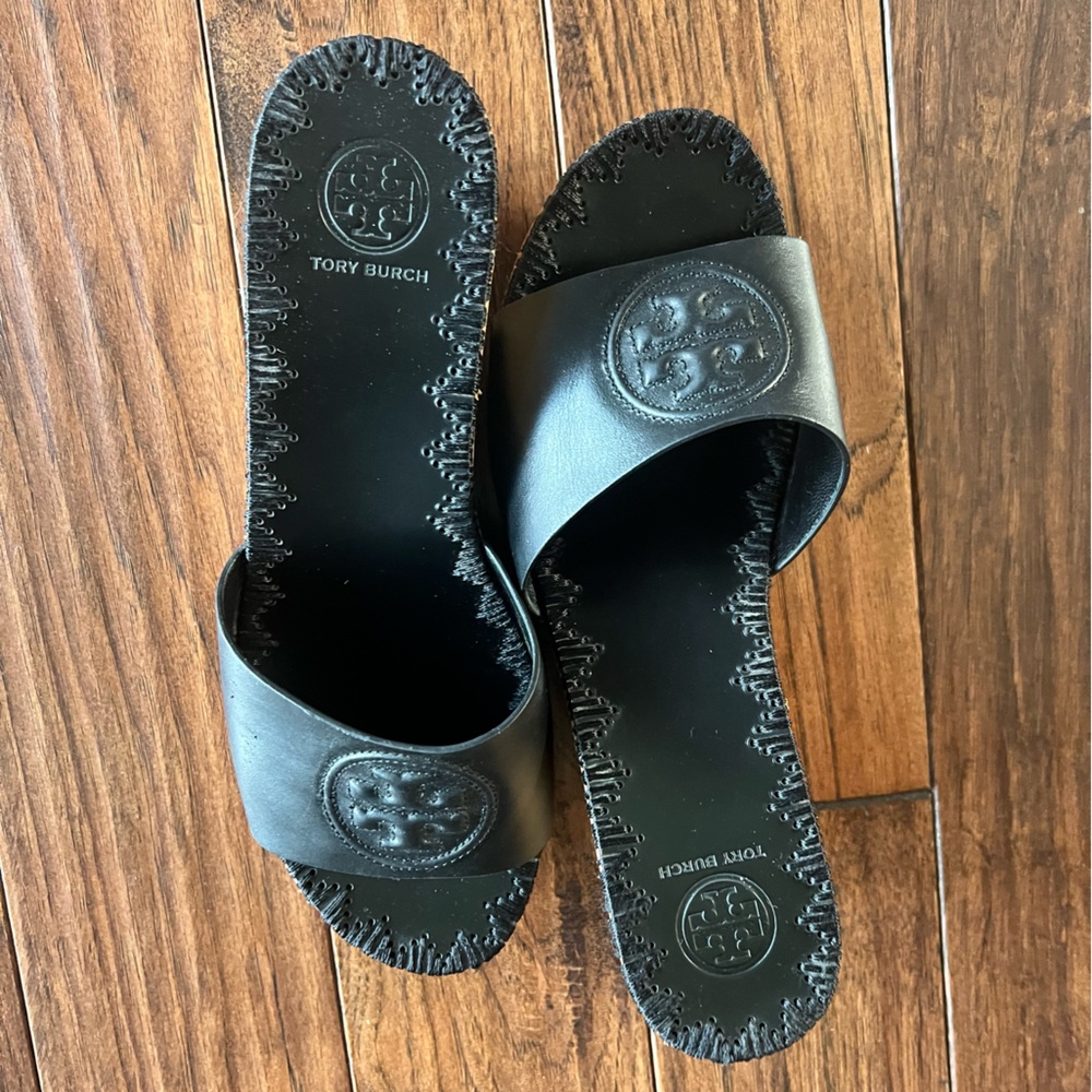 Tory Burch Black and wooden wedge sandals- size 8
